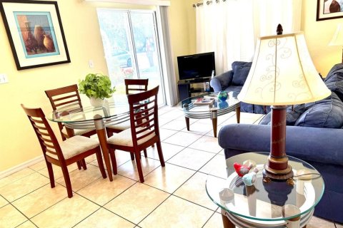 Adosado en venta en Kissimmee, Florida, 4 dormitorios, 136.57 m2 № 1838181 - foto 4