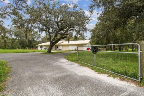 House in Webster, Florida 2 bedrooms, 114.46 sq.m. № 1903593 - photo 3