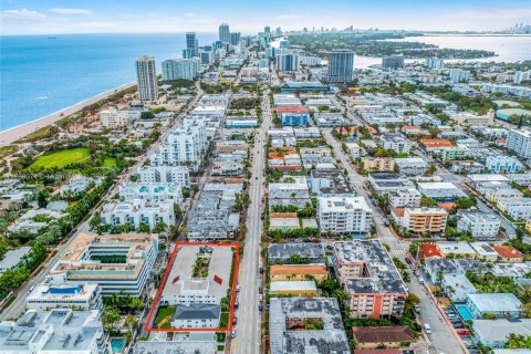 Propiedad comercial en venta en Miami Beach, Florida № 1958887 - foto 11