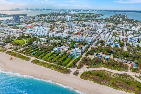 Propiedad comercial en venta en Miami Beach, Florida № 1958887 - foto 13