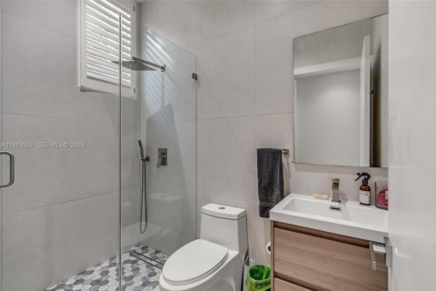 Condominio en alquiler en Key Biscayne, Florida, 6 dormitorios, 340.95 m2 № 2029592 - foto 30