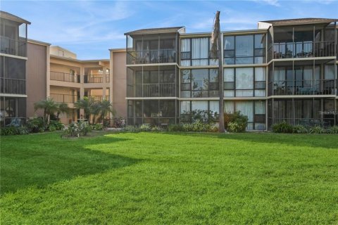 Condo in Venice, Florida, 1 bedroom  № 1543911 - photo 15