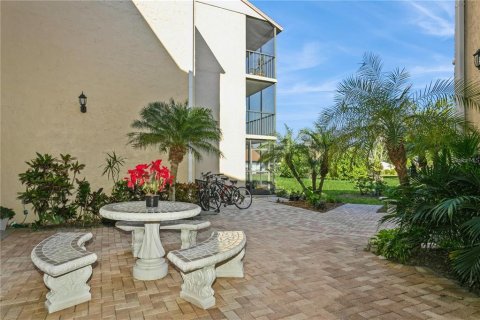 Condo in Venice, Florida, 1 bedroom  № 1543911 - photo 14