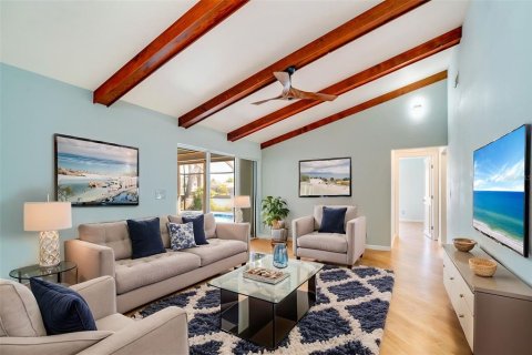 Casa en venta en Cape Coral, Florida, 4 dormitorios, 207.92 m2 № 1587524 - foto 10
