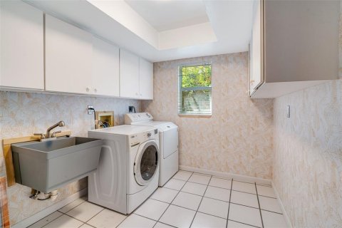 Casa en venta en Cape Coral, Florida, 4 dormitorios, 207.92 m2 № 1587524 - foto 29