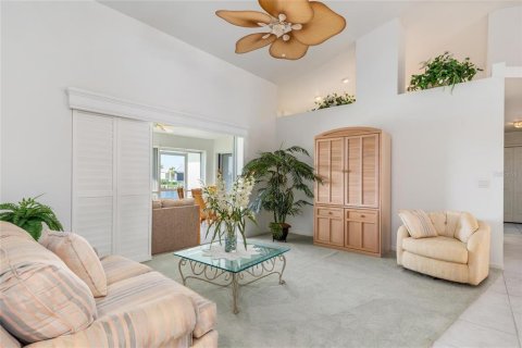 Casa en venta en Punta Gorda, Florida, 3 dormitorios, 207.45 m2 № 1839004 - foto 6
