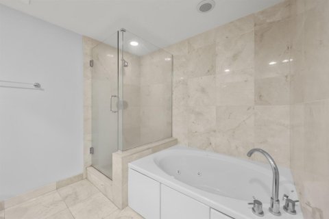Купить кондоминиум в Уэст-Палм-Бич, Флорида 3 комнаты, 104.05м2, № 2272638 - фото 24