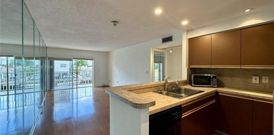 Condo à North Miami Beach, Floride, 1 chambre  № 2020863