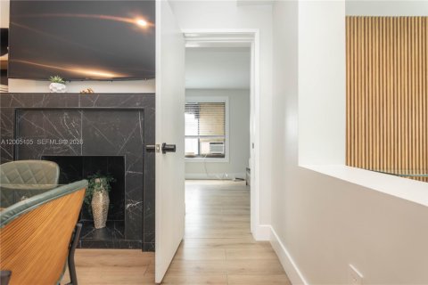 Купить виллу или дом в Майами, Флорида 5 спален, 145.48м2, № 2070400 - фото 29