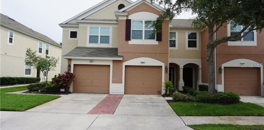 Adosado en Wesley Chapel, Florida 3 dormitorios, 147.53 m2 № 2223033