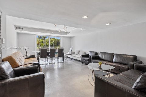 Condominio en venta en Miami, Florida, 2 dormitorios, 92.9 m2 № 2242193 - foto 21