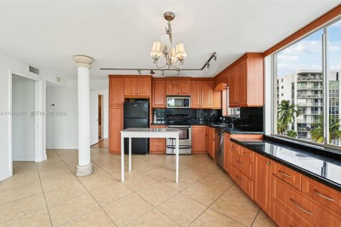 Condominio en venta en Miami, Florida, 2 dormitorios, 92.9 m2 № 2242193 - foto 4