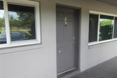 Appartement à louer à Saint Petersburg, Floride: 2 chambres, 85.93 m2 № 2404648 - photo 2