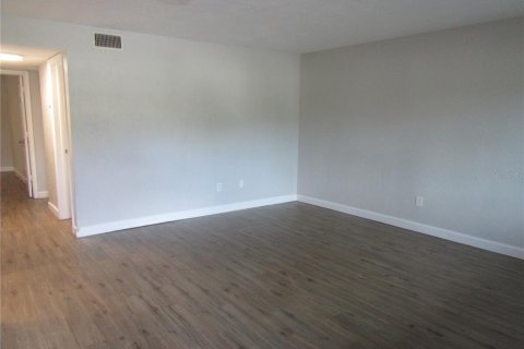 Appartement à louer à Saint Petersburg, Floride: 2 chambres, 85.93 m2 № 2404648 - photo 3