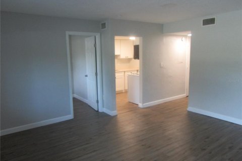 Appartement à louer à Saint Petersburg, Floride: 2 chambres, 85.93 m2 № 2404648 - photo 5