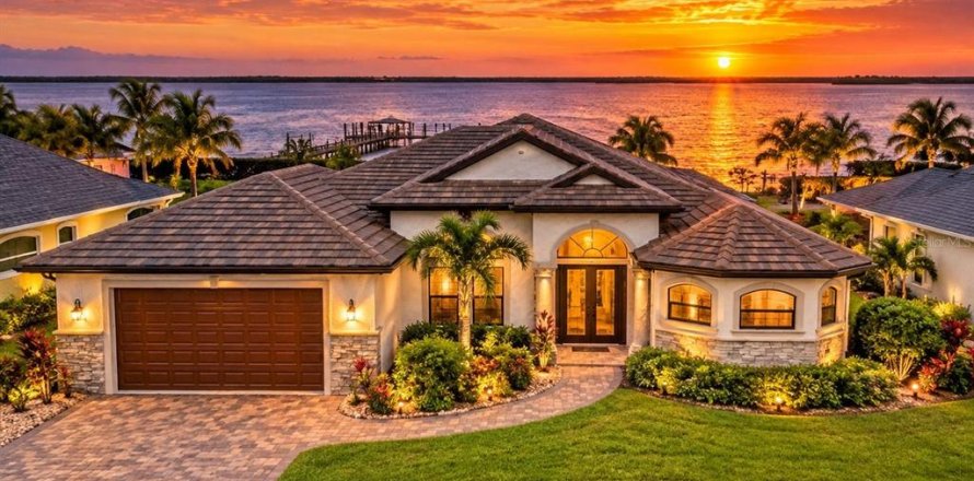 Villa ou maison à Port Charlotte, Floride 3 chambres, 214.33 m2 № 2409976