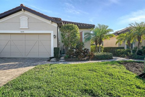 Villa ou maison à vendre à Sarasota, Floride: 3 chambres, 175.21 m2 № 1555310 - photo 1