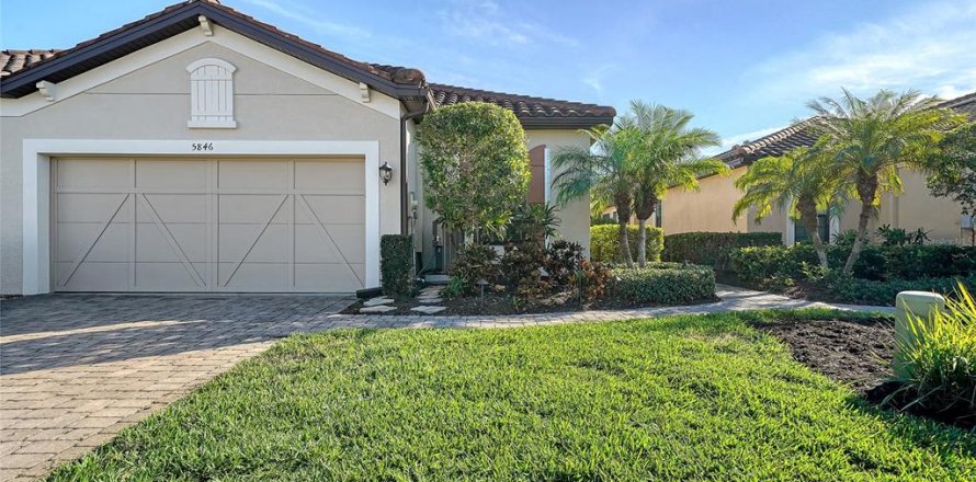 Casa en Sarasota, Florida 3 dormitorios, 175.21 m2 № 1555310