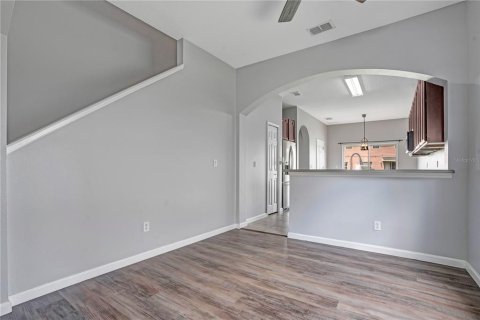 Townhouse in Orlando, Florida 4 bedrooms, 160.72 sq.m. № 2227107 - photo 9