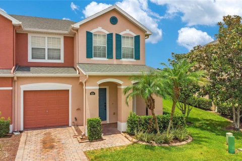 Townhouse in Orlando, Florida 4 bedrooms, 160.72 sq.m. № 2227107 - photo 2