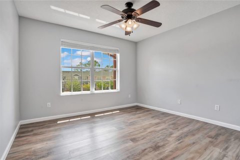 Townhouse in Orlando, Florida 4 bedrooms, 160.72 sq.m. № 2227107 - photo 29