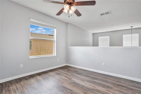 Townhouse in Orlando, Florida 4 bedrooms, 160.72 sq.m. № 2227107 - photo 26