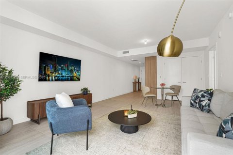 Condo in Miami, Florida, 1 bedroom  № 2263351 - photo 7