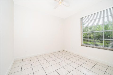 Condominio en alquiler en Orlando, Florida, 3 dormitorios, 112.04 m2 № 2213847 - foto 21
