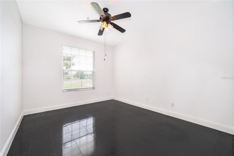 Condominio en alquiler en Orlando, Florida, 3 dormitorios, 112.04 m2 № 2213847 - foto 15
