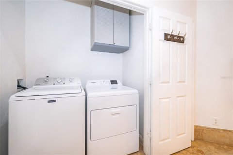 Condominio en alquiler en Orlando, Florida, 3 dormitorios, 112.04 m2 № 2213847 - foto 24