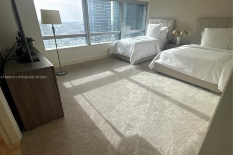 Condo in Miami, Florida, 2 bedrooms  № 1448674 - photo 19