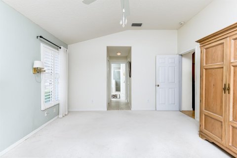 Villa ou maison à vendre à Port St. Lucie, Floride: 4 chambres, 209.59 m2 № 2190203 - photo 16