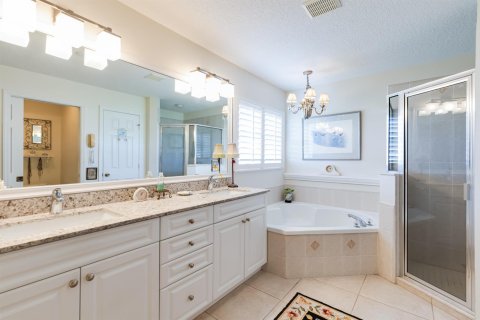 Villa ou maison à vendre à Port St. Lucie, Floride: 4 chambres, 209.59 m2 № 2190203 - photo 17