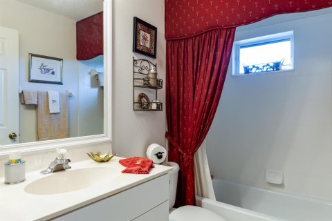 Villa ou maison à vendre à Port St. Lucie, Floride: 4 chambres, 209.59 m2 № 2190203 - photo 19