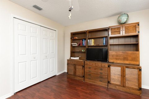 Villa ou maison à vendre à Port St. Lucie, Floride: 4 chambres, 209.59 m2 № 2190203 - photo 22