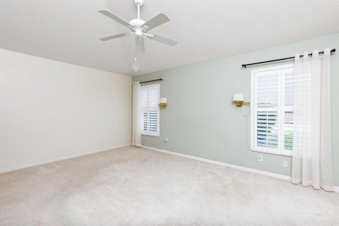 Villa ou maison à vendre à Port St. Lucie, Floride: 4 chambres, 209.59 m2 № 2190203 - photo 15