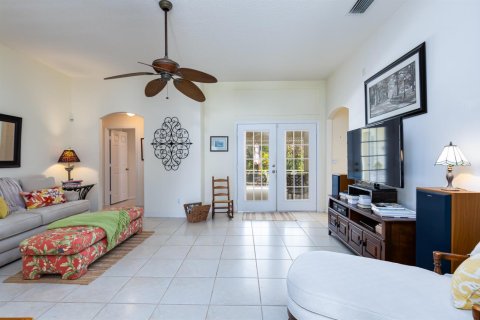 Villa ou maison à vendre à Port St. Lucie, Floride: 4 chambres, 209.59 m2 № 2190203 - photo 7