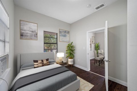 Villa ou maison à vendre à Tampa, Floride: 3 chambres, 83.8 m2 № 2355658 - photo 8