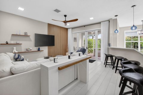 Touwnhouse à vendre à Hypoluxo, Floride: 3 chambres, 226.03 m2 № 2089542 - photo 16