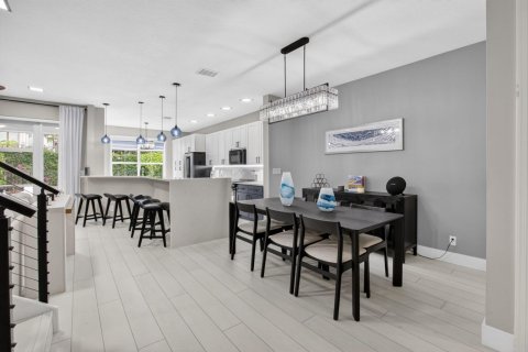 Touwnhouse à vendre à Hypoluxo, Floride: 3 chambres, 226.03 m2 № 2089542 - photo 4