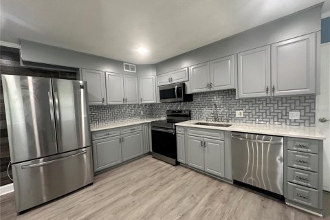 Casa en venta en Lake City, Florida, 3 dormitorios, 194.72 m2 № 1687610 - foto 10