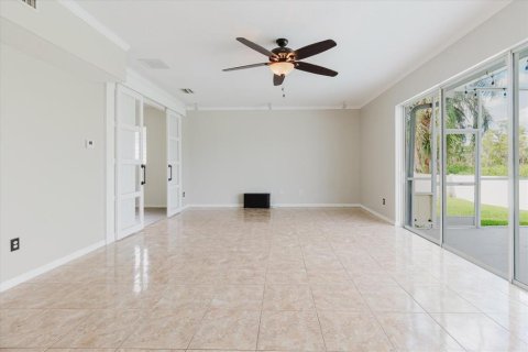 Casa en venta en Trinity, Florida, 4 dormitorios, 295.34 m2 № 1911260 - foto 26