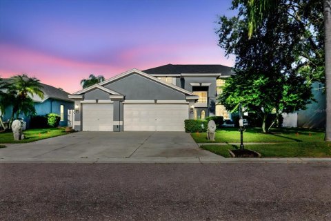 Casa en venta en Trinity, Florida, 4 dormitorios, 295.34 m2 № 1911260 - foto 1