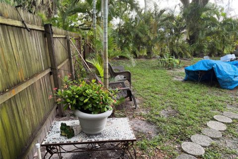 House in Bradenton, Florida 2 bedrooms, 77.48 sq.m. № 2227471 - photo 6