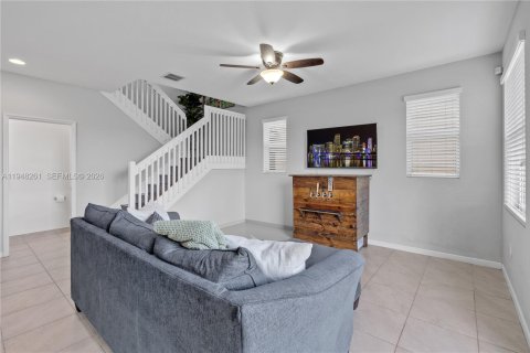 Купить виллу или дом в Хомстед, Флорида 4 спальни, 224.82м2, № 2006661 - фото 21