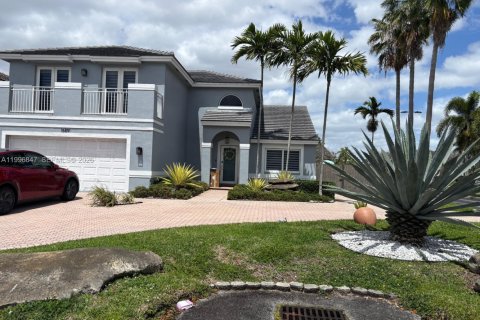 Villa ou maison à Miami, Floride 3 chambres, 207.26 m2 № 2069281