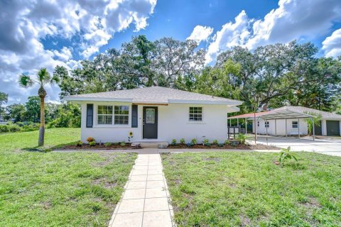House in Tampa, Florida 3 bedrooms, 96.99 sq.m. № 1808484 - photo 2