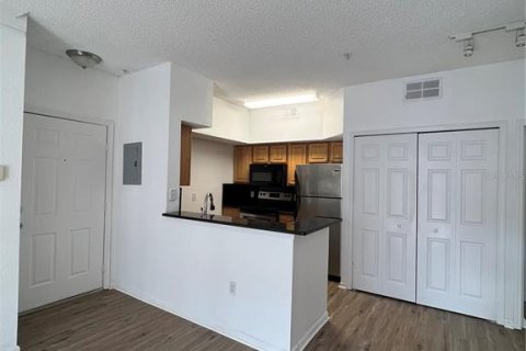 Condo in Orlando, Florida, 1 bedroom № 1725071 - photo 3