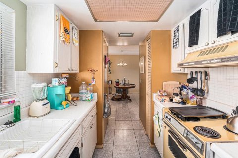 Condo in Clearwater, Florida, 1 bedroom  № 1814979 - photo 7