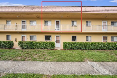 Condo in Clearwater, Florida, 1 bedroom  № 1814979 - photo 2